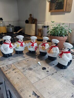 Vintage Set of 6 Fat Chef Ceramic Spice Jars Pinch Pots With Lift Hats